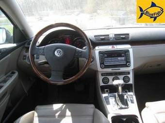 2008 Volkswagen Passat Images
