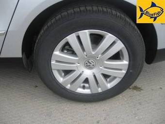 2008 Volkswagen Passat Photos