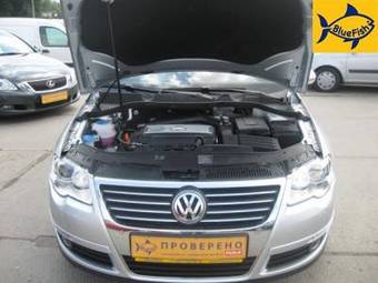 2008 Volkswagen Passat Photos