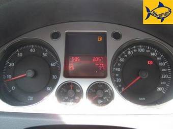 2008 Volkswagen Passat Photos