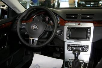 2008 Volkswagen Passat Pictures