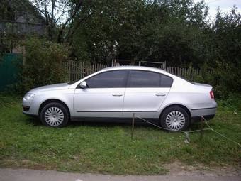 2008 Volkswagen Passat Photos