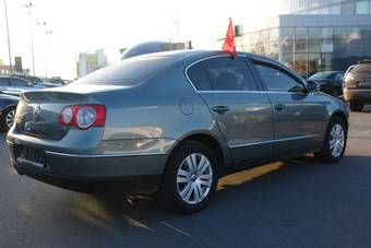 2008 Volkswagen Passat Photos