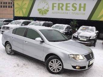 2008 Volkswagen Passat Photos