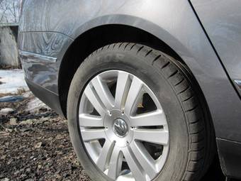 2008 Volkswagen Passat Photos