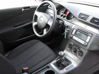 2008 Volkswagen Passat Pictures