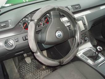 2008 Volkswagen Passat Photos