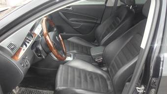 2008 Volkswagen Passat Pictures