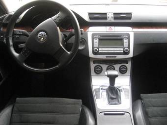 2008 Volkswagen Passat Photos