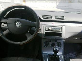2008 Volkswagen Passat Images