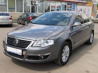 2008 Volkswagen Passat Photos