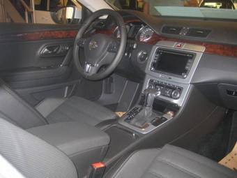 2009 Volkswagen Passat Pictures