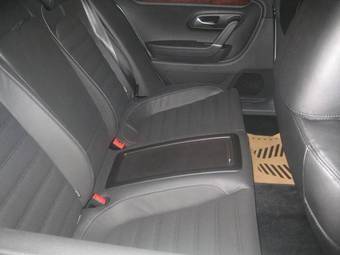 2009 Volkswagen Passat Photos