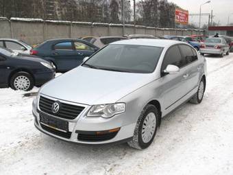 2009 Volkswagen Passat Photos