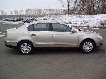 2009 Volkswagen Passat Pictures
