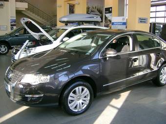 2009 Volkswagen Passat Pictures