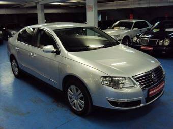 2009 Volkswagen Passat Photos