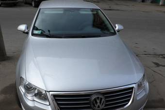 2009 Volkswagen Passat Photos