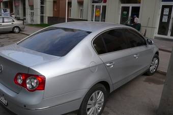 2009 Volkswagen Passat Photos