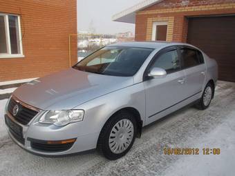 2010 Volkswagen Passat Pictures