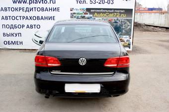 2011 Volkswagen Passat Photos