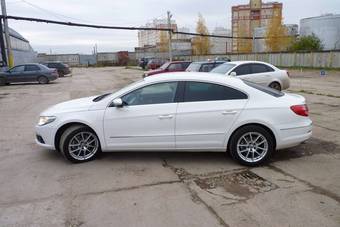 2010 Volkswagen Passat CC Photos