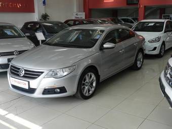 2010 Volkswagen Passat CC Photos