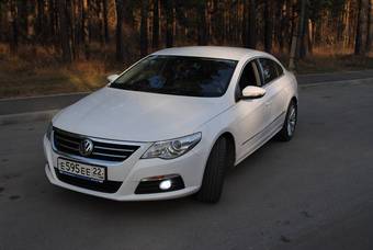 2011 Volkswagen Passat CC Pictures