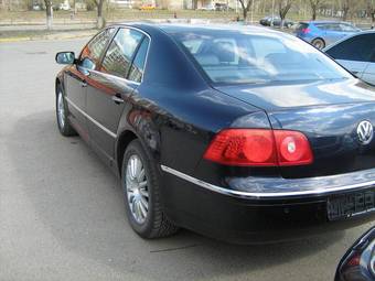 2003 Volkswagen Phaeton Pictures