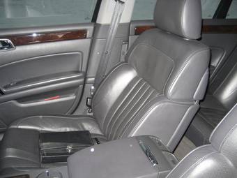 2004 Volkswagen Phaeton Pictures