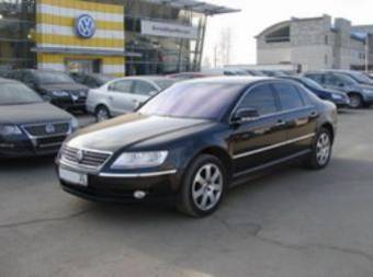 2004 Volkswagen Phaeton Pics