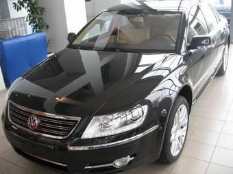 2009 Volkswagen Phaeton Photos