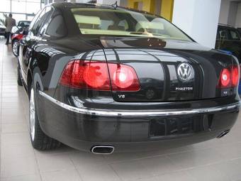 2009 Volkswagen Phaeton Pictures