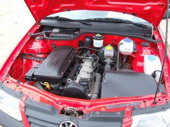 2004 Volkswagen Pointer Photos