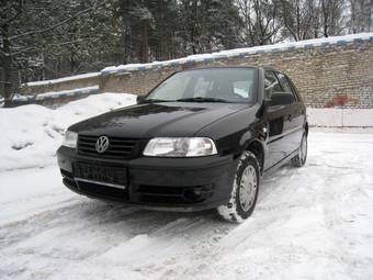 2004 Volkswagen Pointer Photos