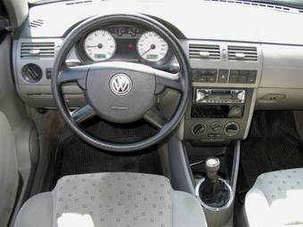2005 Volkswagen Pointer Pics