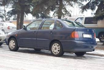 1997 Volkswagen Polo Photos