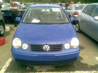 2004 Volkswagen Polo Images