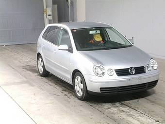 2004 Volkswagen Polo Pictures