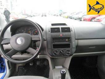 2005 Volkswagen Polo Pics