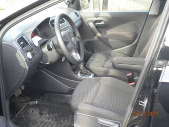 2011 Volkswagen Polo Images