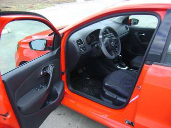2011 Volkswagen Polo Images