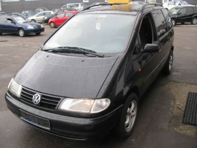 1999 Volkswagen Sharan