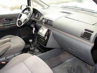 2001 Volkswagen Sharan Images