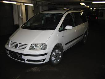 2003 Volkswagen Sharan Photos