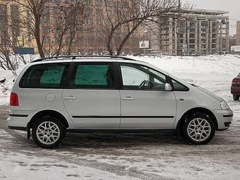 2004 Volkswagen Sharan Pictures