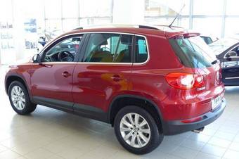 2009 Volkswagen Tiguan Photos