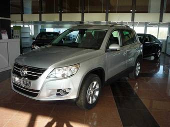 2010 Volkswagen Tiguan Pictures