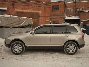 2003 Volkswagen Touareg Images