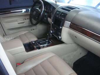 2003 Volkswagen Touareg Pictures